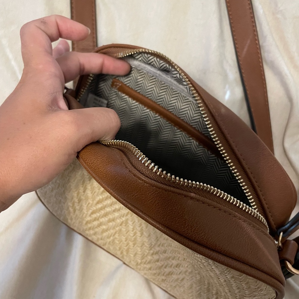 Woven crossbody purse